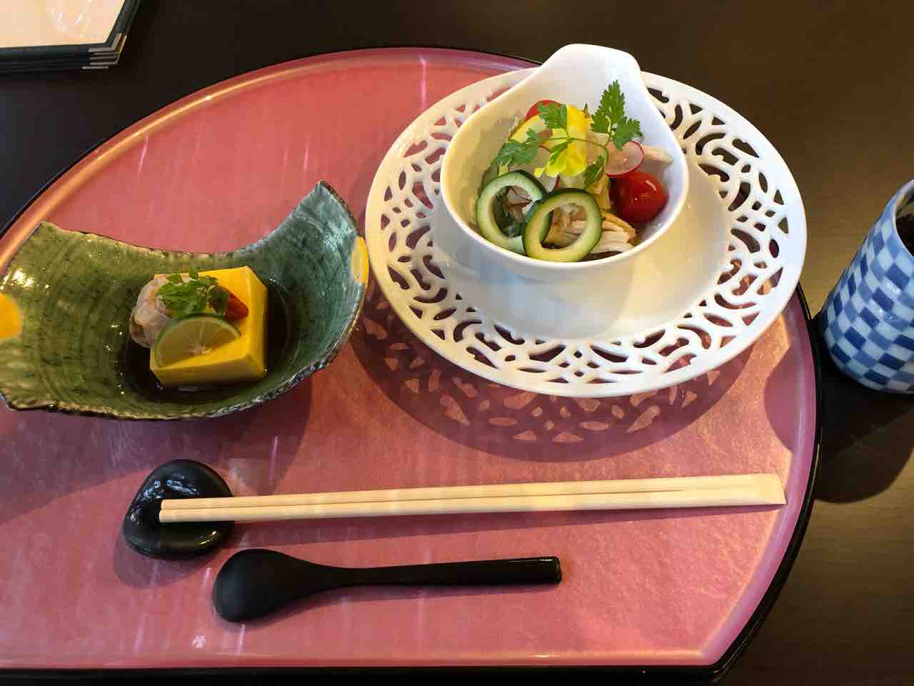 『日本料理 花野江』『日本料理 花野江』お昼のミニ懐石 かぼちゃの豆腐 イクラと鶏