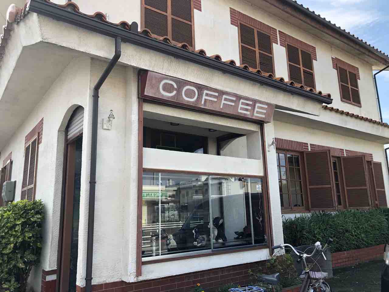 『COFFEE ＆ RESTHOUSE 論エクセル』店舗外観